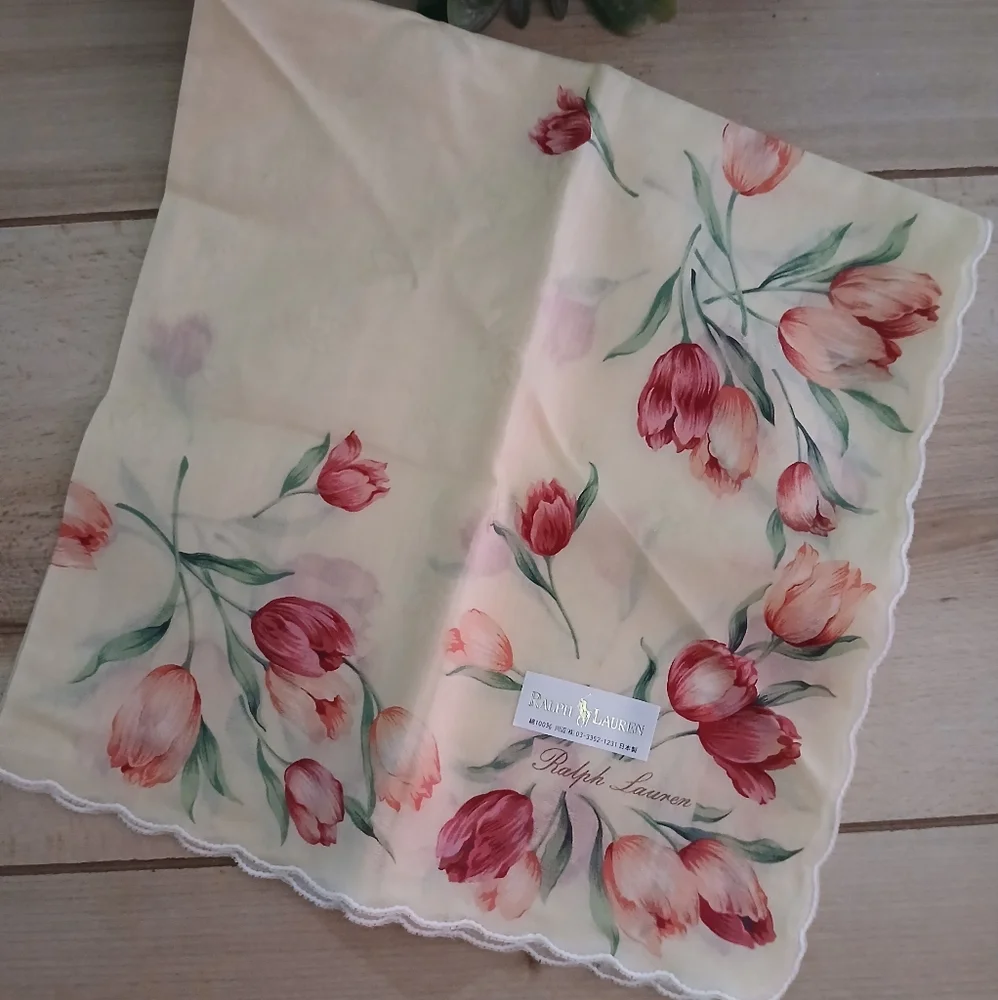 Ralph Lauren Tulip Print Handkerchief! A True Beauty! Beautiful Piece! - Picture 6 of 7